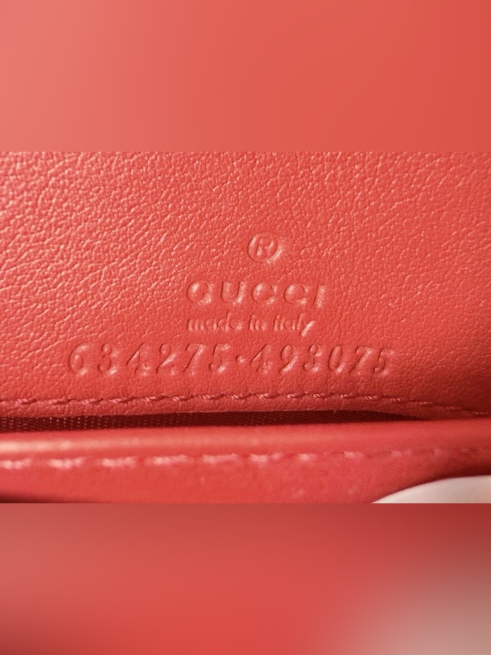 11 left! 15 Spot Quickie! Gucci GG Supreme Apple Print WOC Ltd edition - Picture 7 of 11
